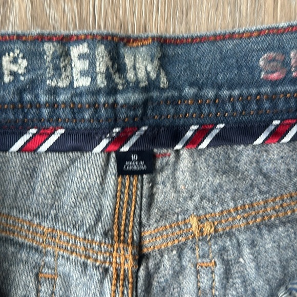 Boys Tommy Hilfiger jeans - Picture 4 of 6